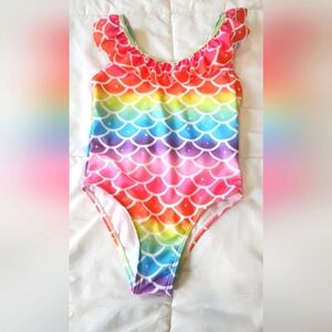 One piece bathing suit